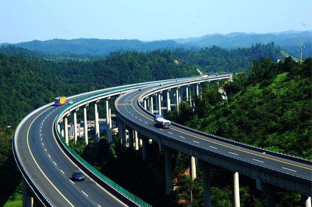 元旦节高速免过路费吗