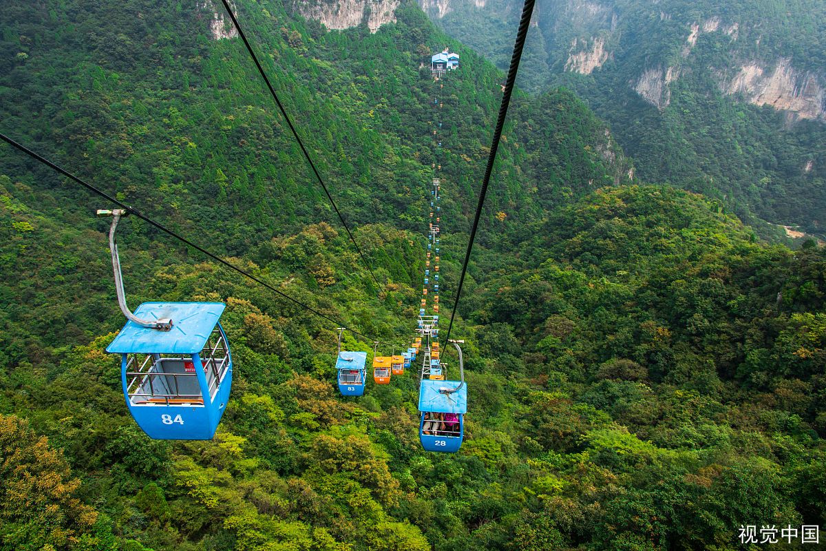 云台山景区致歉游客滞留排队,你觉得景区该不该退票?