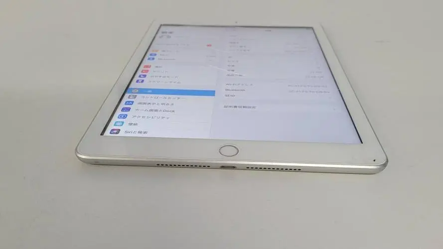 ipad5代是哪一年的