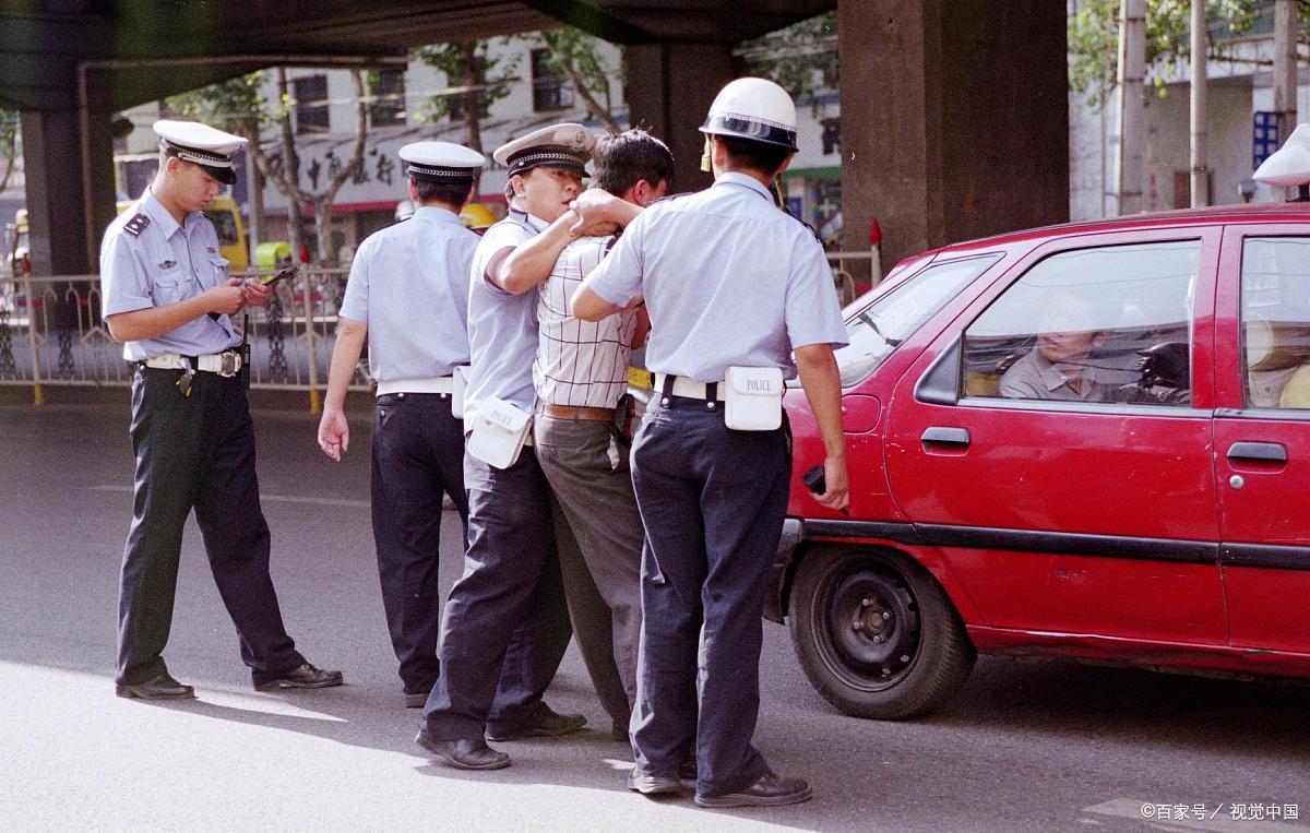 多次反转的“修水龙头”事件，真的是修水龙头吗？