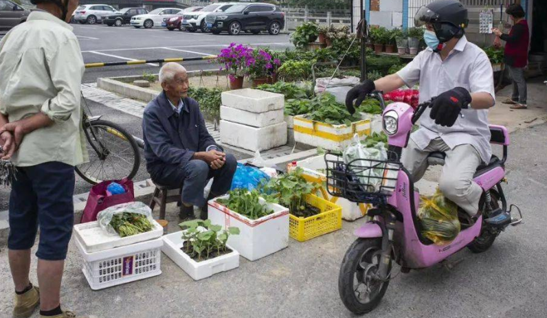 地摊经济合法化会带来什么样的后果？