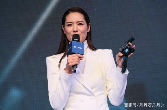 “中国第一美女”马艳丽，嫁给大15岁导演惨遭婚变，离婚后的她怎么样了？