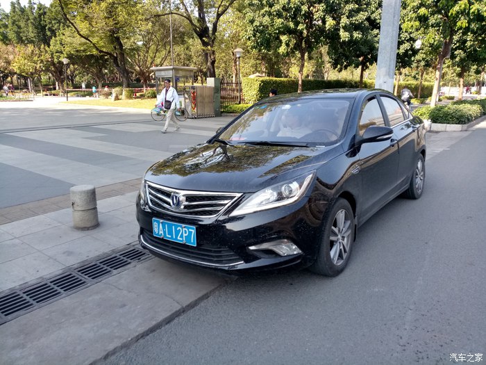 逸路有你，逸动陪我游览老城区的庄头公园