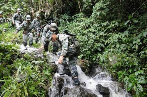 西藏墨脱哨所是一所什么区域？为何需要无人机空投？