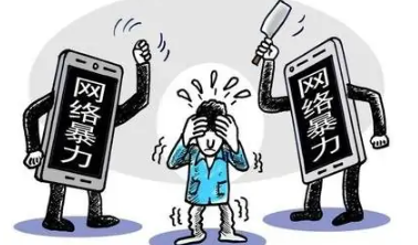 从沪抵昆后核酸阳性男子被骂“千里投毒” ，当事人是如何回应这件事的？