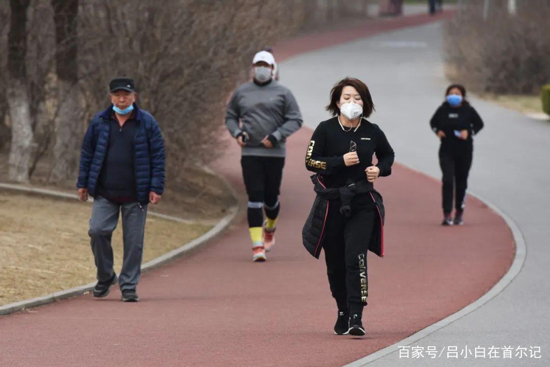 学生戴口罩跑步导致猝死，这是什么原因引起的？