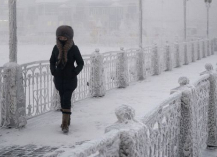 北方暴雪即将上线，多地初雪即暴雪，如何预防雪灾的发生？