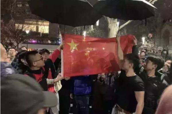 ”帝吧出征，寸草不生“，帝吧是个什么样的组织？