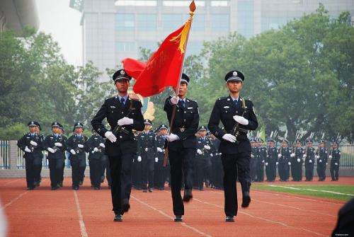 女生当警察需要什么条件？